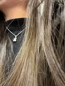 KristiRich's cam snapshot