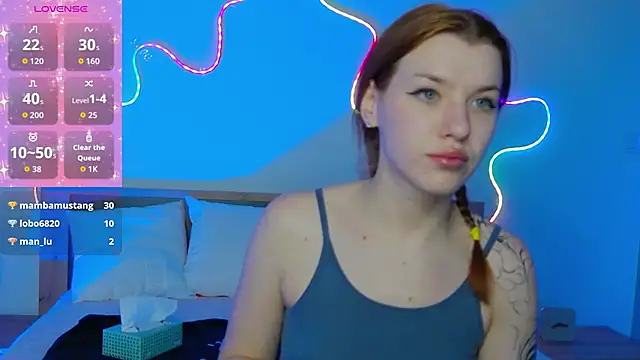 MeganNewCat's cam snapshot