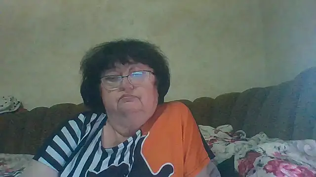 MilaSky5303's cam snapshot