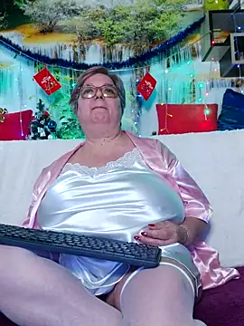 QueenPammy1's cam snapshot