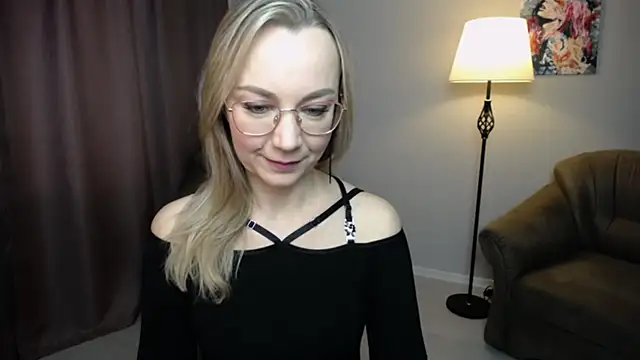 Ava_Elior's cam snapshot