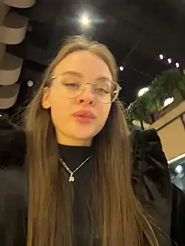 KristiRich's cam snapshot