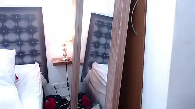 sandra_20's cam snapshot