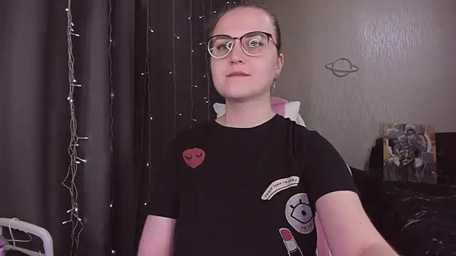 MissBrightShine's cam snapshot