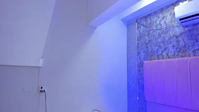 aliccecooper's cam snapshot