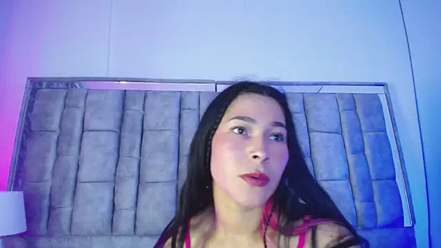 coraly_'s cam snapshot