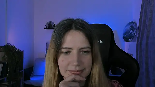 AleksaLaurent's web cam