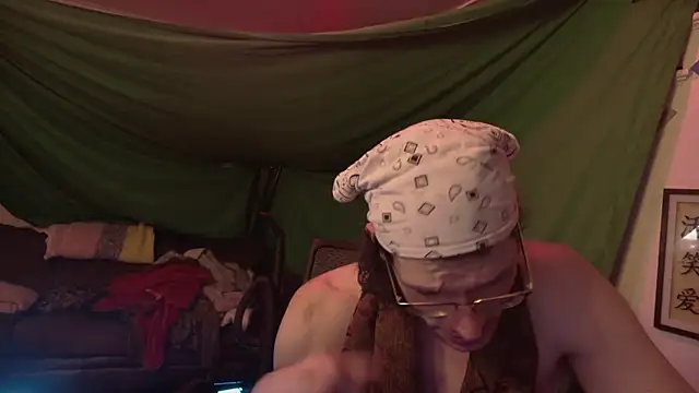 MasterDaddyCool's cam snapshot