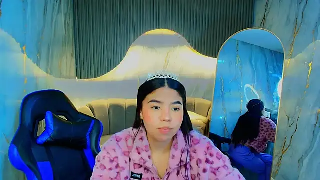 ambarina_r's cam snapshot