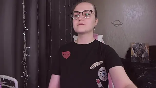 MissBrightShine's cam snapshot