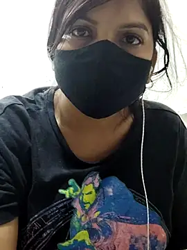 illay_love's cam snapshot