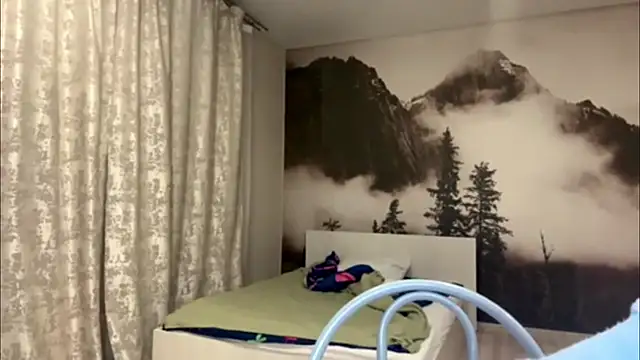 MelaineAytes's cam snapshot