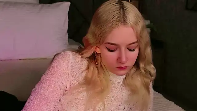 NaomiLoys's cam snapshot