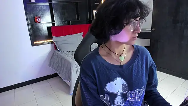 Lili_Gomez_'s cam snapshot