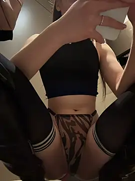 KristiRich's cam snapshot