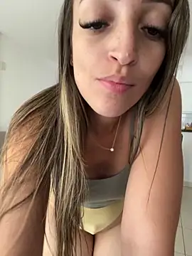 BelleLouiseVp's cam snapshot