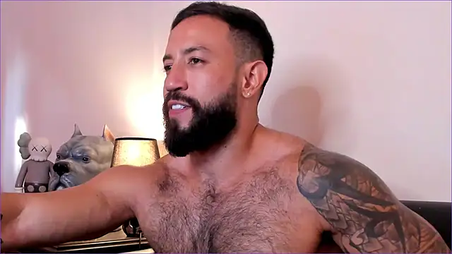 BradLeon_'s cam snapshot