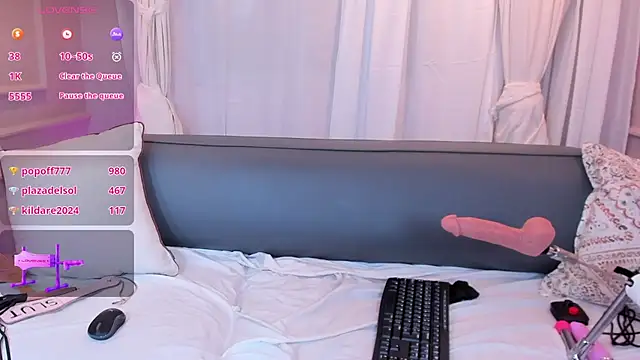 Mariana_Kalo's cam snapshot