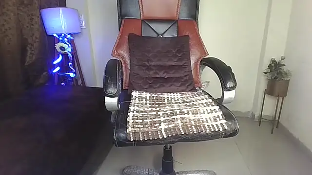 Black-Pearll's cam snapshot