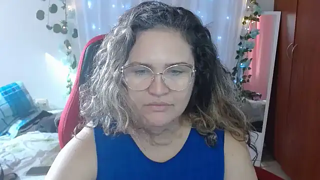 helenca43's cam snapshot