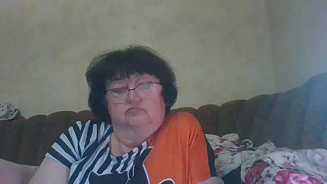 MilaSky5303's cam snapshot