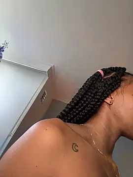 GiorgiaLuxee live sex cam