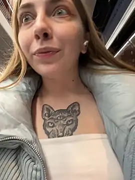 Sunny___Bunny's cam snapshot