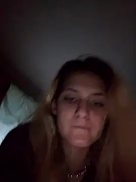 Themaskedgirl21's cam snapshot