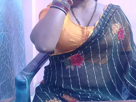 Rozy-Corvy's cam snapshot