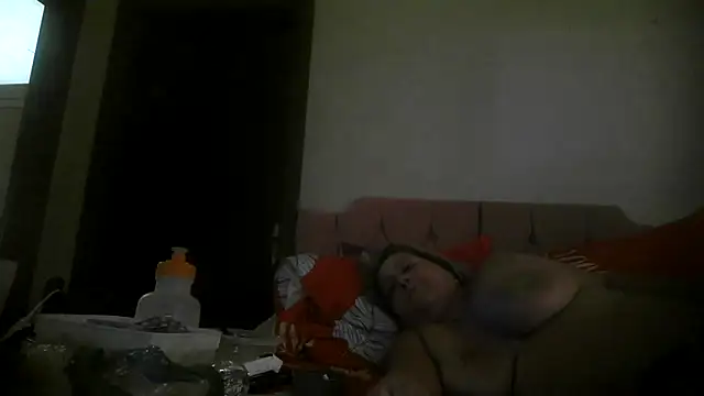 bialoba7's cam snapshot