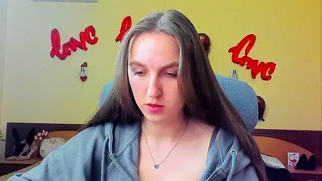 Nesie-Stoun's cam snapshot