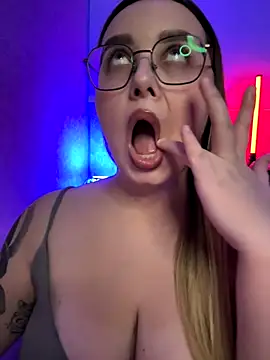 MoziRixis's cam snapshot