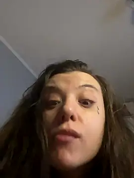 bunnythetailor's cam snapshot