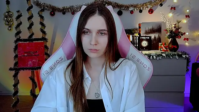 AliceCharmy's cam snapshot