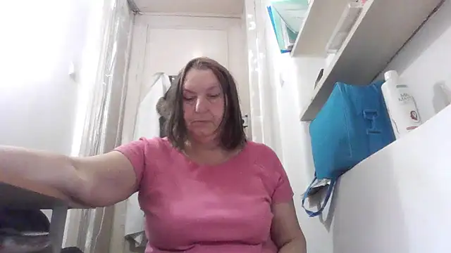 AnnaLive570's cam snapshot