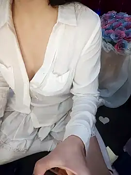 Alone_nothing's cam snapshot