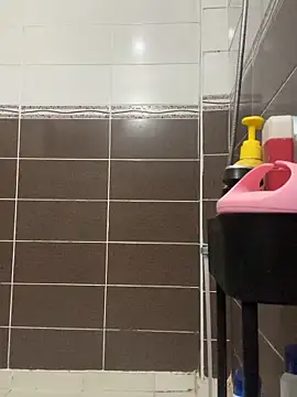 Teengirlmiaa's cam snapshot