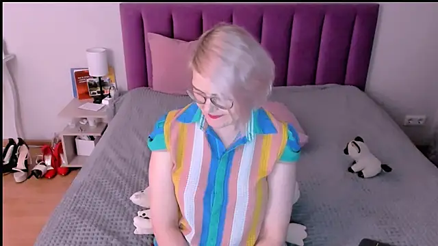 sabrinamacmarren's cam snapshot