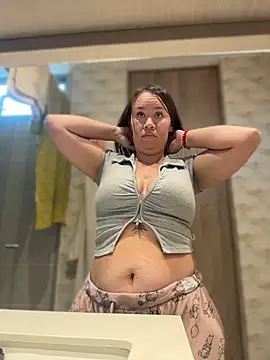 Emiily_lee's cam snapshot