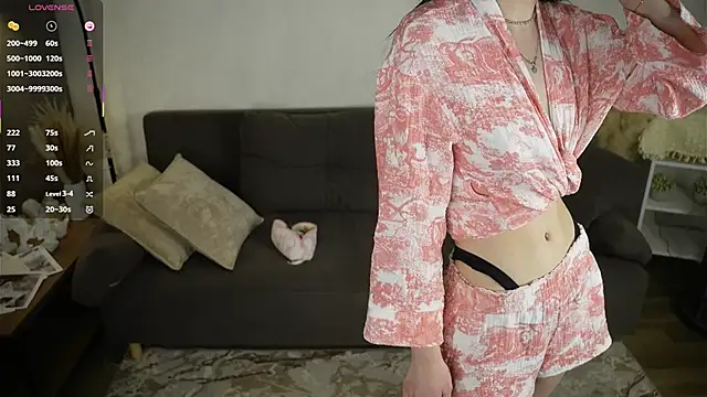 AdellaMacht's cam snapshot