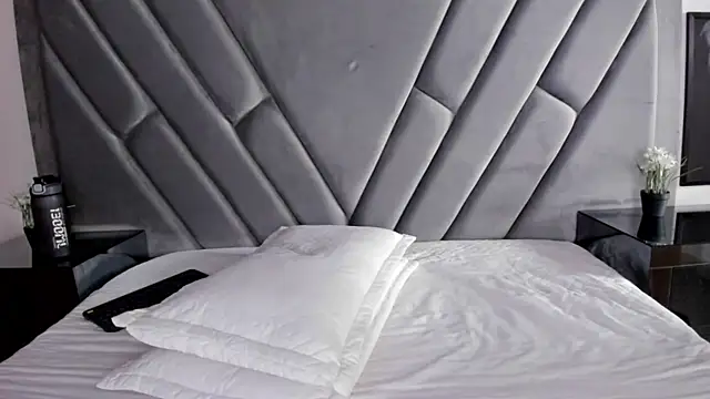 nataliee_foster's cam snapshot