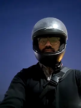 YoursThickDick's cam snapshot