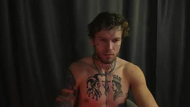 Huntall77's cam snapshot