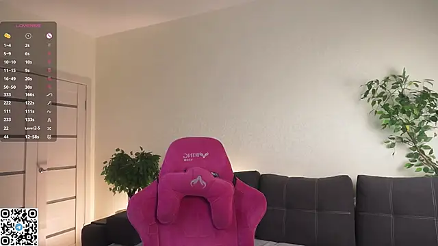 RoxannaCarver live sex cam