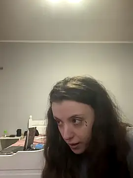 bunnythetailor's cam snapshot