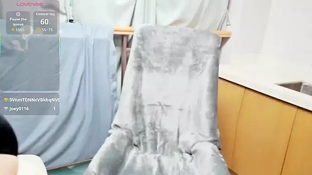 QIQIZHAO-2025's cam snapshot