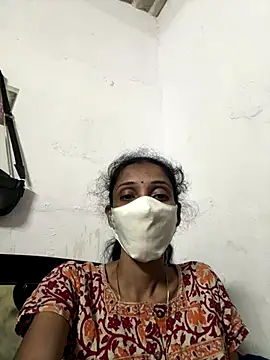 sweetreddy-02's cam snapshot