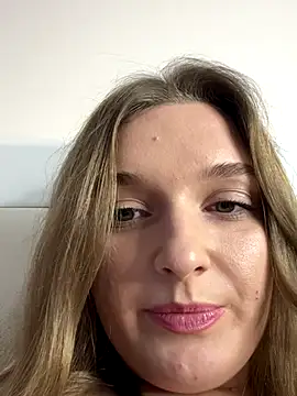 Bellatrisssaa's cam snapshot