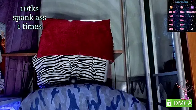 touch_me_bb's cam snapshot