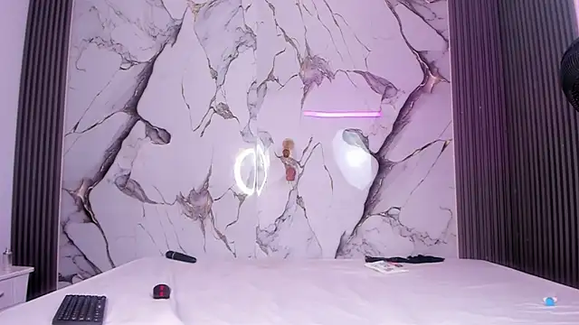 LicyStark's cam snapshot